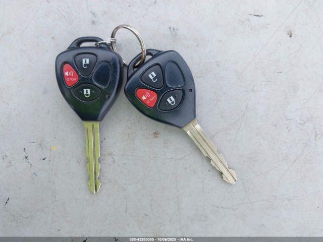 Toyota 4Runner Image 10