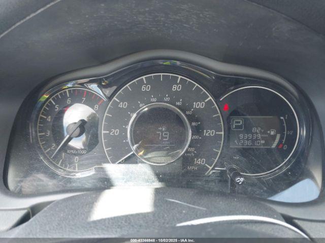 Nissan Versa Image 10