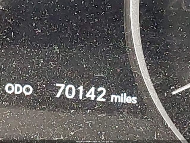 Lexus Es Crafted Line Image 8