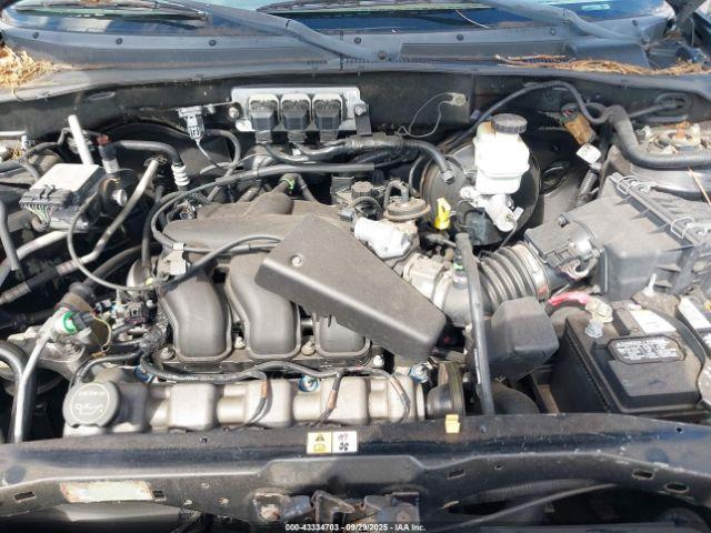 Ford Escape Xlt Image 9