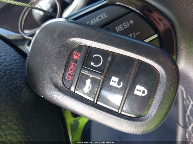 Honda Civic Touring Image 6