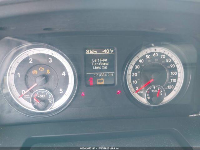 Ram 2500 Tradesman Image 16