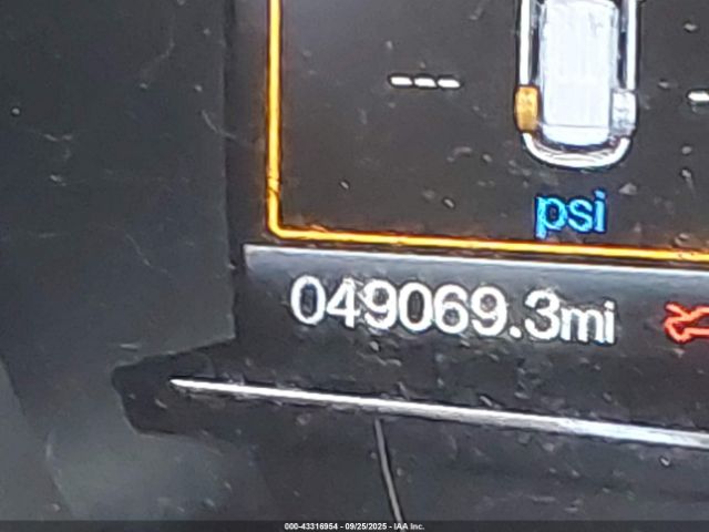 Ford Explorer Limited Image 7