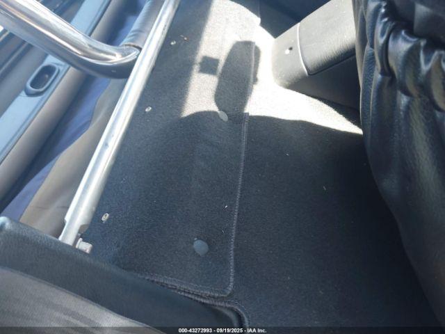 Mazda MX-5 Miata Image 11