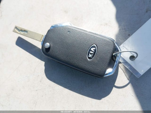 Kia Forte Lxs Image 5