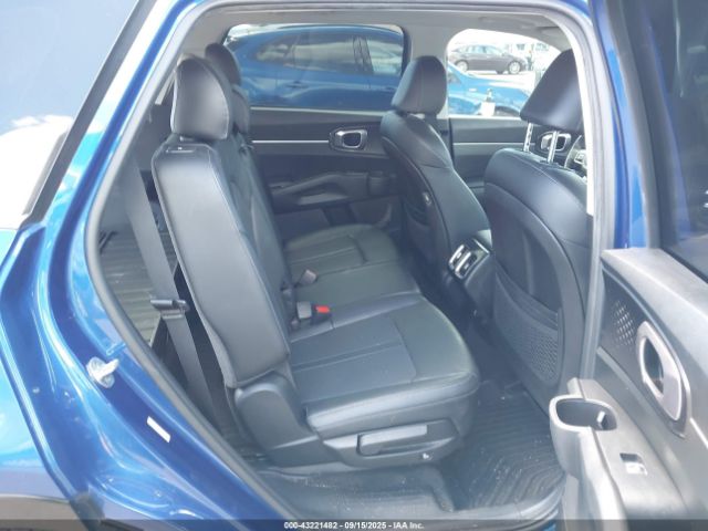 Kia Sorento S Image 6