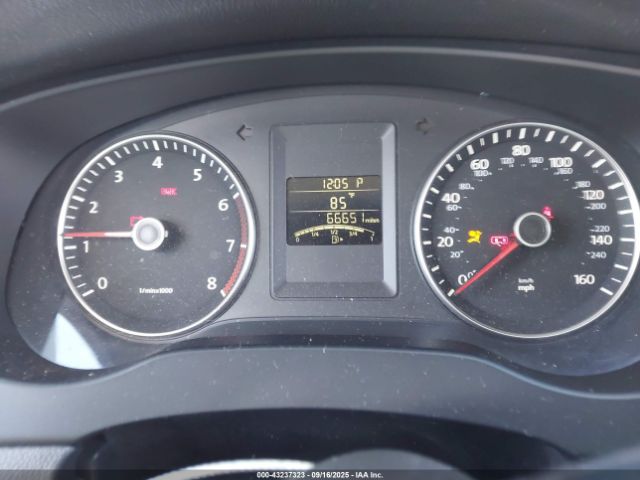 Volkswagen Jetta 1.8t Se Image 7