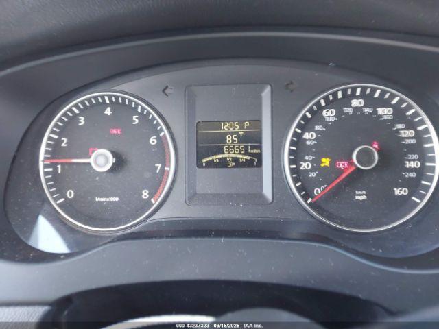 Volkswagen Jetta 1.8t Se Image 7