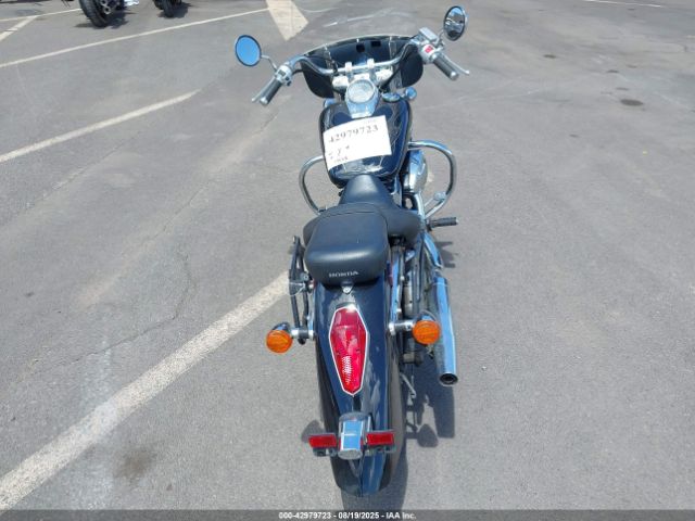 Honda Vt750 Ca Image 3