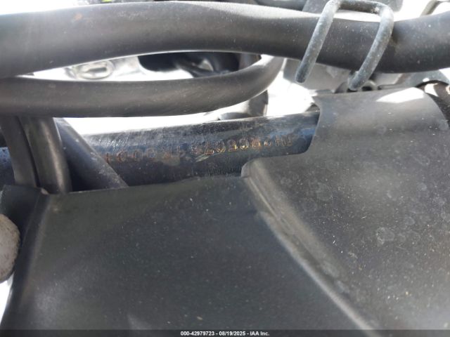 Honda Vt750 Ca Image 7