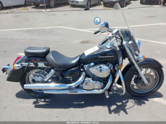 Honda Vt750 Ca Image 8