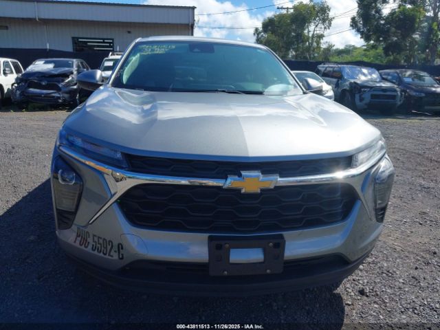 Chevrolet Trax Fwd Sp Image 2