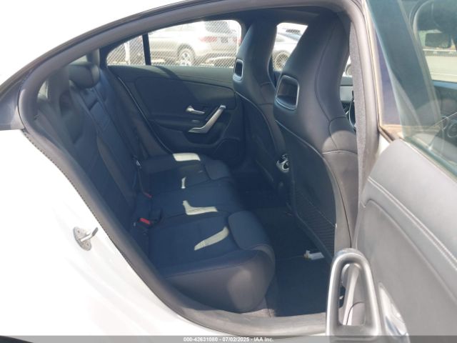 Mercedes-Benz Cla-class Image 8