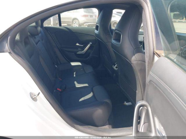 Mercedes-Benz Cla-class Image 8