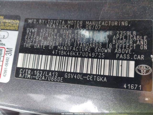 Toyota Camry Xle V6 Image 10