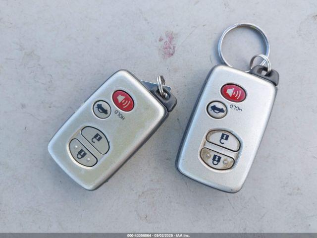 Toyota Camry Xle V6 Image 5