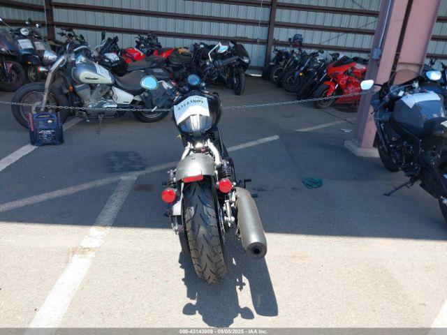Indian Motorcycle Co Scout Sixty Bobber Image 8