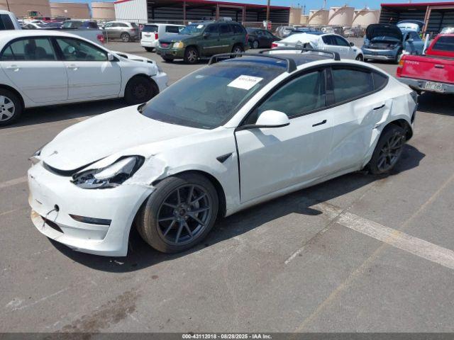 Tesla Model 3 Long Range Dual Motor All-wheel Drive Image 13