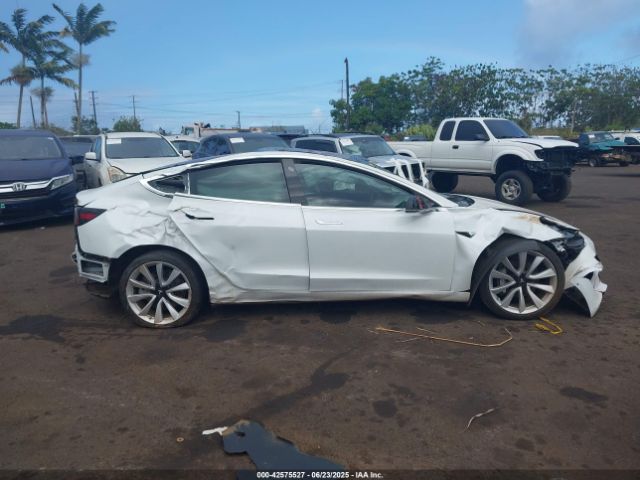 Tesla Model 3 Image 9