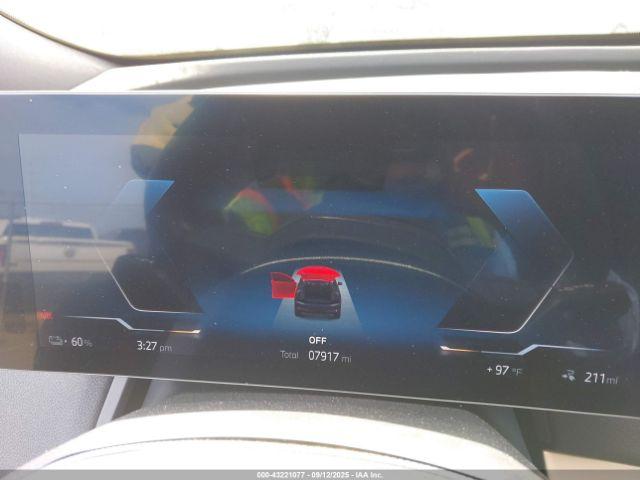 BMW iX Xdrive50 Image 11