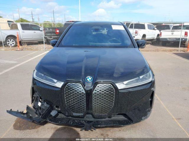 BMW iX Xdrive50 Image 10