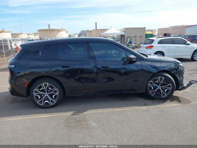 BMW iX Xdrive50 Image 7