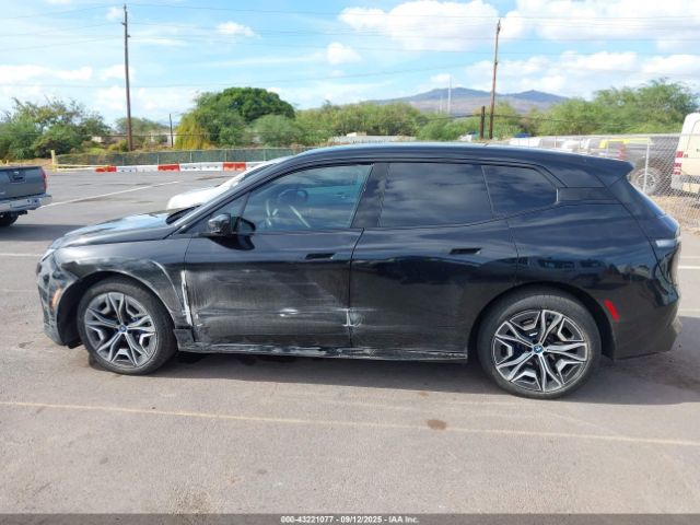 BMW iX Xdrive50 Image 12