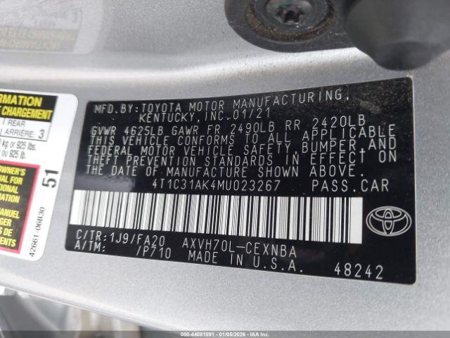 Toyota Camry Le Hybrid Image 6