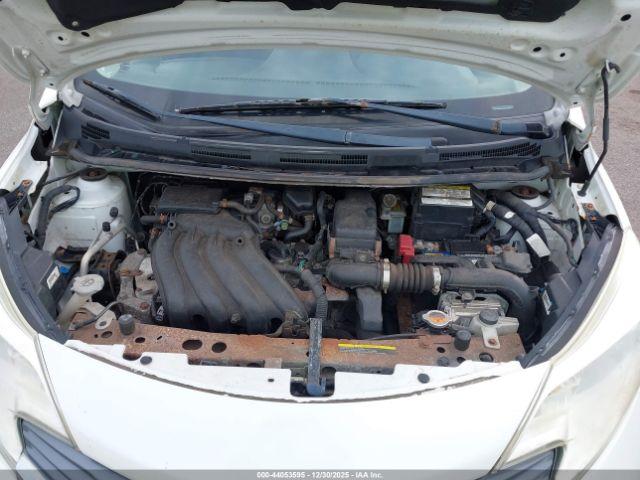 Nissan Versa Sv Image 14