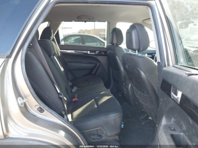 Kia Sorento Lx Image 10