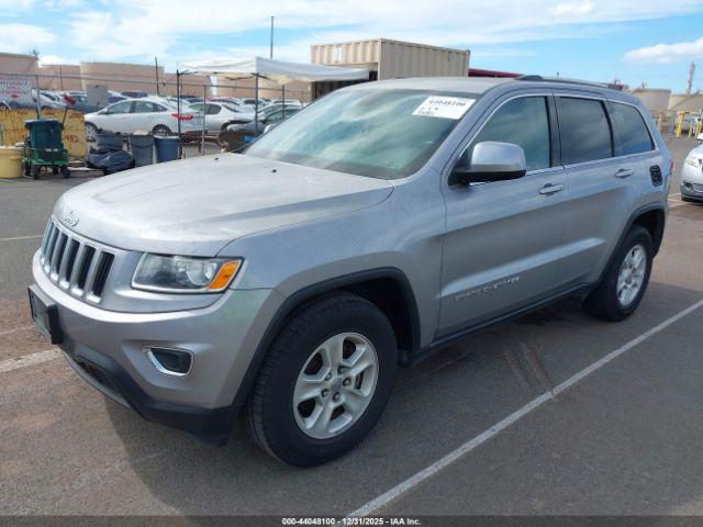 Jeep Grand Cherokee Laredo Image 13