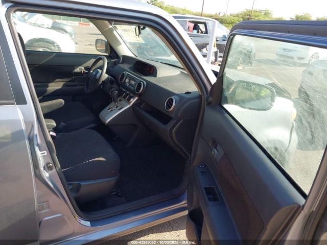 Scion xB Release Series 7.0 Image 11