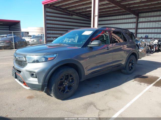 Ford Explorer Timberline Image 3