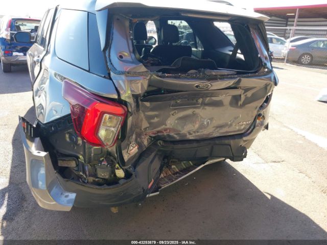 Ford Explorer Timberline Image 11