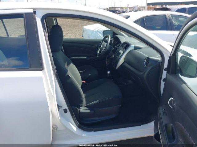 Nissan Versa 1.6 Sv Image 11