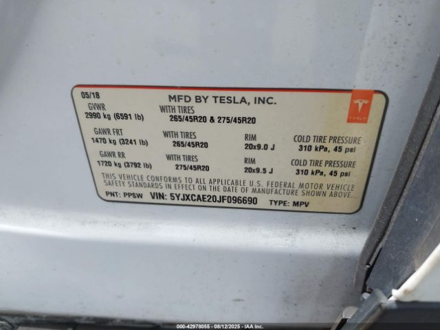 Tesla Model X Image 10