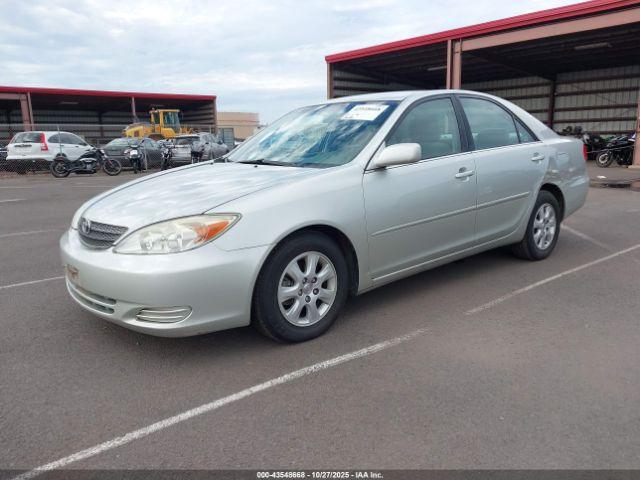 Toyota Camry Image 18