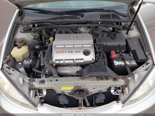 Toyota Camry Image 7