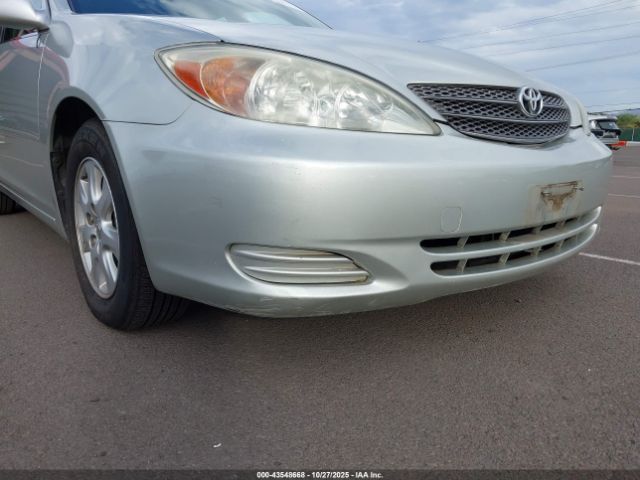 Toyota Camry Image 17