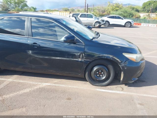 Toyota Camry Se Image 10