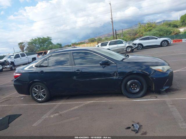 Toyota Camry Se Image 16