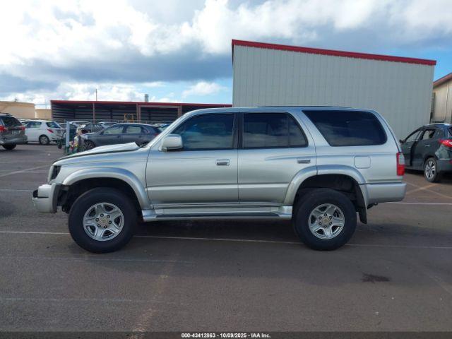 Toyota 4Runner Sr5 V6 Image 14