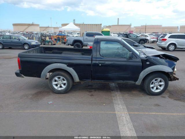 Nissan Frontier Xe Image 14