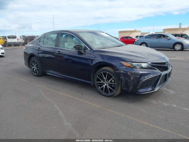 Toyota Camry Se Image 1