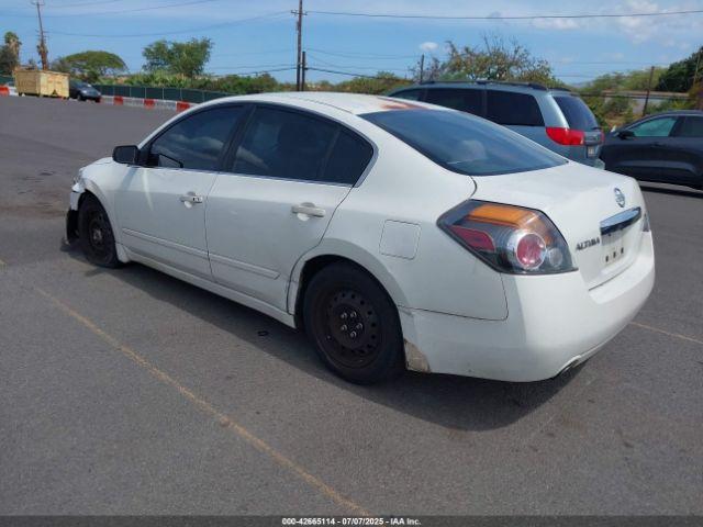 Nissan Altima 2.5 S Image 4