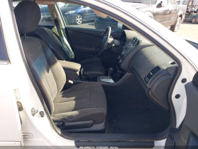 Nissan Altima 2.5 S Image 6