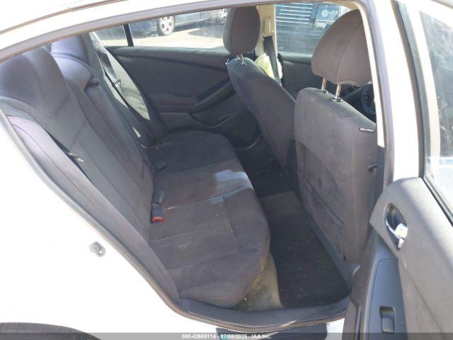 Nissan Altima 2.5 S Image 7