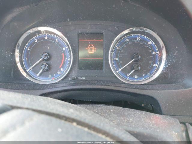 Toyota Corolla Le Image 9