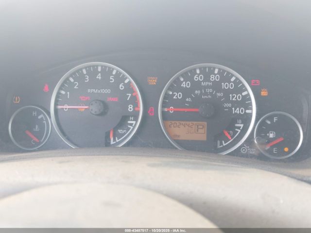 Nissan Pathfinder S Image 6