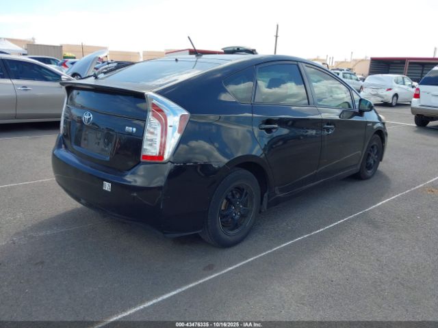 Toyota Prius Image 6